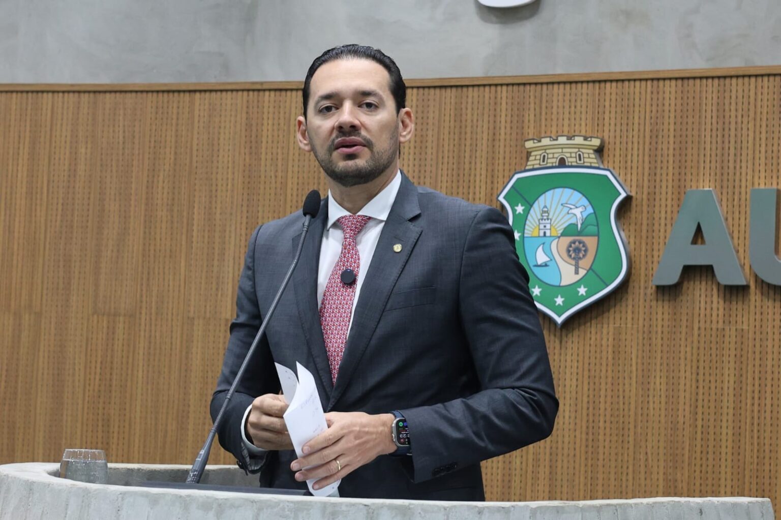 Danniel Oliveira reforçou projetos de lei no âmbito do esporte e educação antidrogas