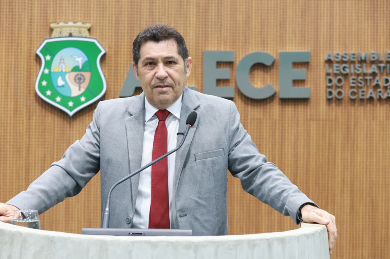 De Assis Diniz externa preocupação com previsão de chuvas abaixo da média no Ceará