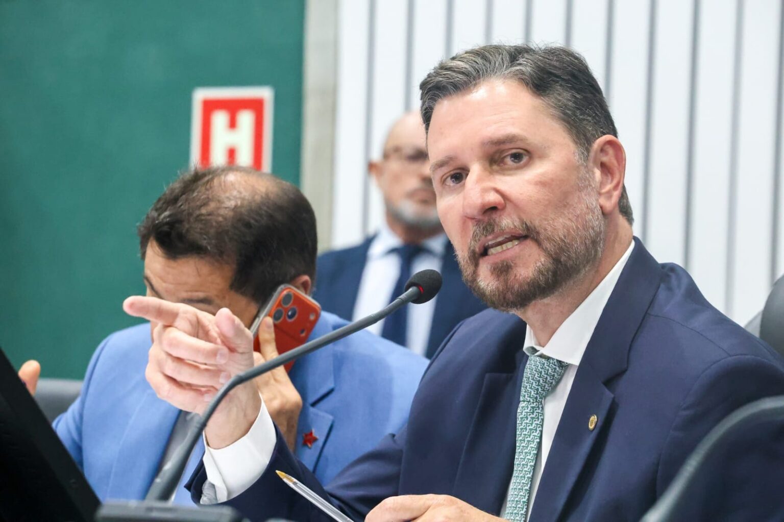 Romeu Aldigueri destaca valorização dos servidores públicos e militares