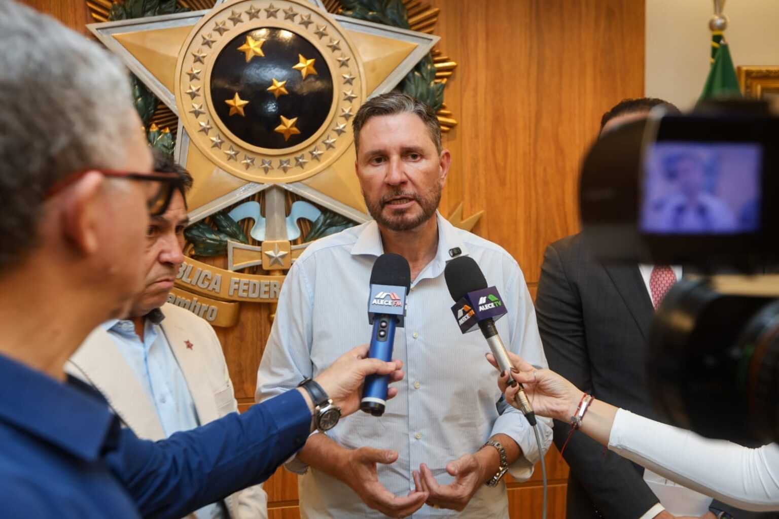 Mesa Diretora da Alece aprova novo Código de Ética e Decoro Parlamentar e texto segue para votação em Plenário