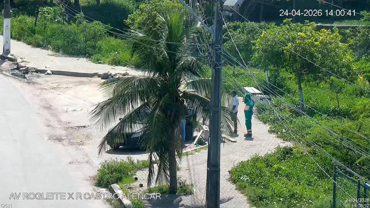 Capital Limpa e Ordenada: câmeras flagram descarte irregular ao lado de Ecoponto no Jardim das Oliveiras; dois veículos são autuados