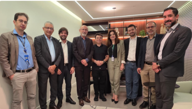 Aprece e Serpro fortalecem parceria para impulsionar transformação digital nos municípios cearenses