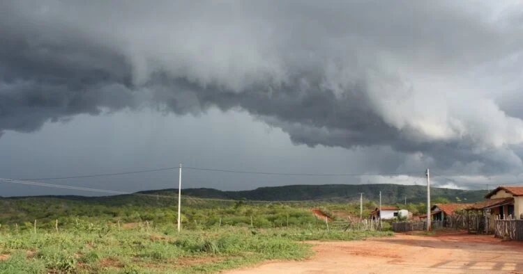 Acaraú registra 163 milímetros e lidera volume de chuvas no Ceará, aponta Funceme