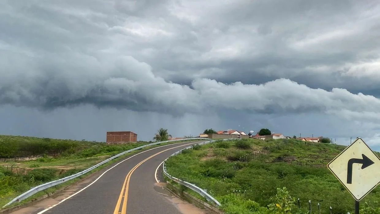 Chuvas intensas: Inmet alerta todo o Ceará até esta segunda