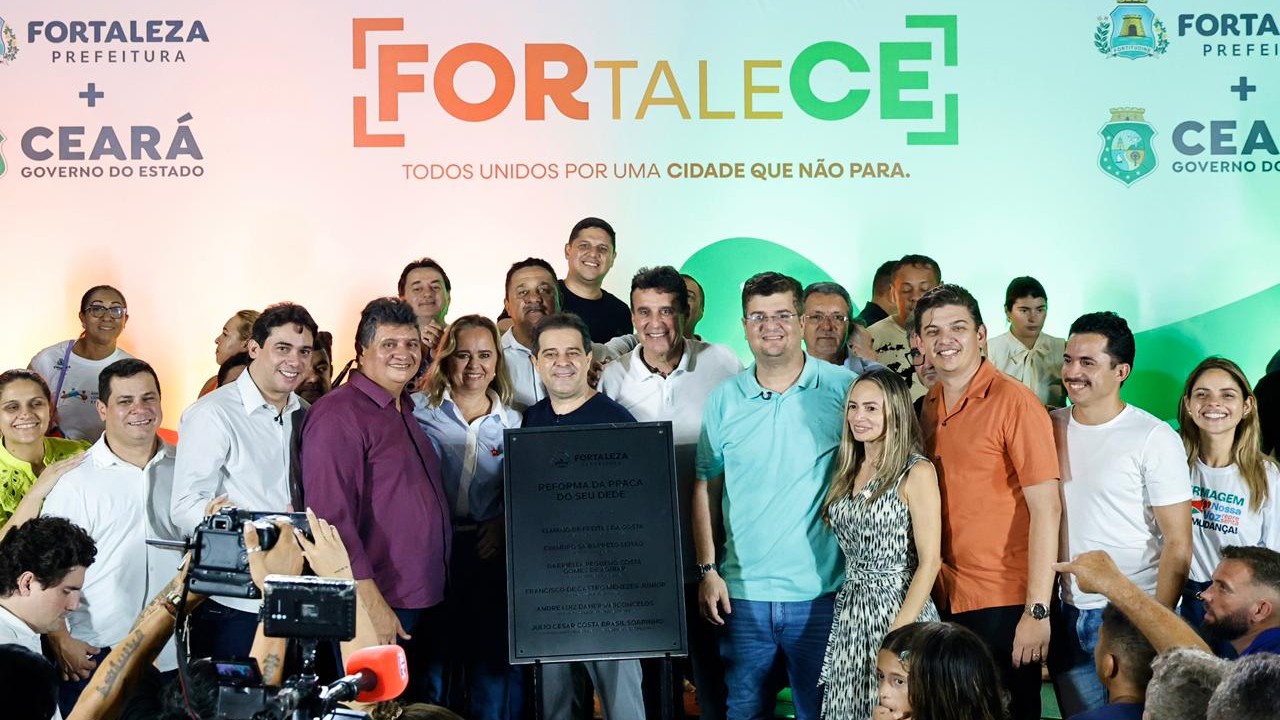 Prefeitura de Fortaleza entrega requalificação da Praça Mauá, no bairro Panamericano