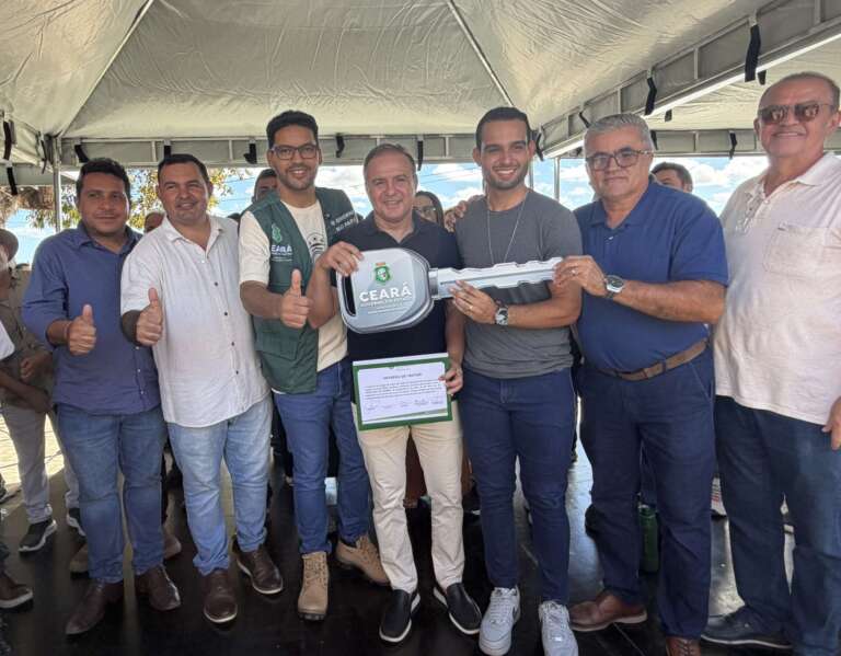 SDA fortalece agricultura familiar com entregas de tratores e ordens de serviço do Sertão Vivo no Litoral Norte
