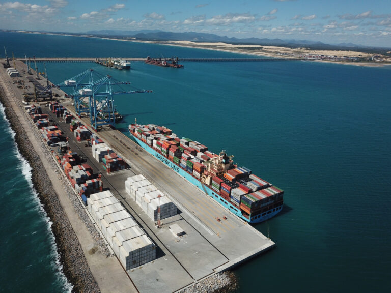 “Com novos investimentos, o Complexo Industrial e Portuário do Pecém projeta mais de R$ 185 bilhões previstos para o período de 2026 a 2030.”