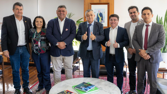 Aprece reforça articulação em Brasília por avanços na pauta municipalista
